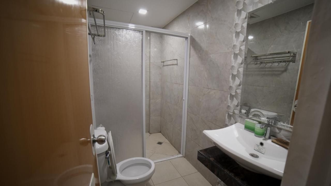 Floating Sanctuary Resort Powered By Cocotel Bulacan Værelse billede